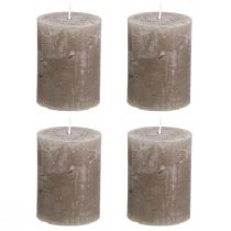 Article Bougies piliers marron uni 60×80 mm, lot de 4. Bougies décoratives rustiques pour une ambiance chaleureuse.
