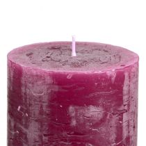 Article Bougies tendance teintées dans la masse, couleur violet baie, bougies piliers, 70 × 80 mm, lot de 4, décoration de table