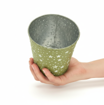 Article Cache-pot en métal vert et argent avec étoiles Ø14cm