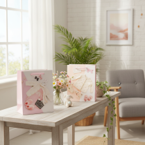 Article Lot de 2 sacs cadeaux naissance fille 23×18 cm en papier