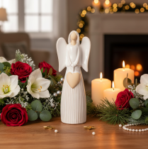 Article Figurine Ange avec Cœur en Céramique Crème 23 cm