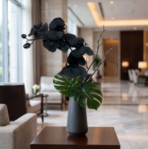 Article Orchidée artificielle noire 54 cm pour décoration intérieure
