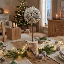 Article Décoration en Bois Hiver avec Boule de Glans et Pommes de Pin H40cm