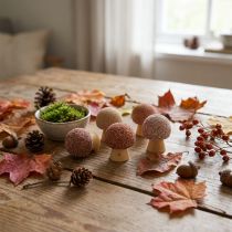 Article Décorations en bois champignons miniatures marrons Ø2cm lot de 24