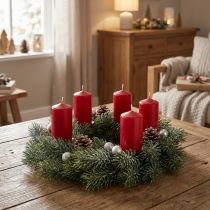 Article Couronne décorative artificielle effet givré Ø25cm pour Noël