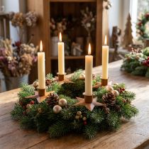 Article Bougeoirs étoilés pour bougies fines en métal rouille D9,5cm - Lot de 4