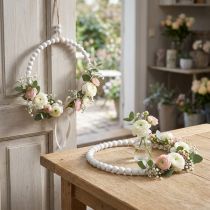 Article Duo de Cercles Décoratifs en Perles de Bois Blanc Ø19 cm – Décoration Intérieure et Créative