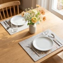 Article Set de 2 Sets de Table en Feutre avec Motif Floral 45x35cm