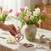 Article Cœurs décoratifs en bois rose, vert et blanc 5,5 cm - Lot de 18
