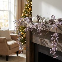 Article Guirlande suspendue branches de baies givrées blanc et lilas 130 cm