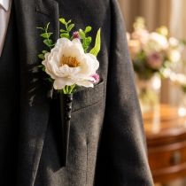 Article Broche magnétique noire mate pour petites compositions florales