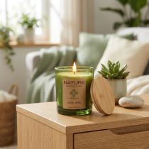 Article Bougie parfumée Aloe Vera en cire naturelle dans un verre vert 85×70 mm