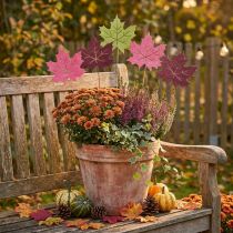 Article Décoration automnale 12 feuilles d'érable en bois sur tiges – Violet, rose et vert