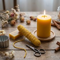 Article Fil décoratif en laine et jute jaune 55 m