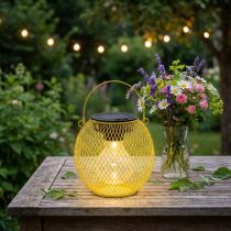 Article Lanterne solaire en métal jaune avec LED pour extérieur 12 cm