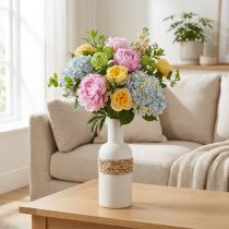 Article Vase en céramique blanche avec tressage en herbes marines H22,5cm