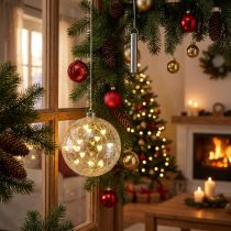 Article Boule LED de Noël en verre avec guirlande lumineuse et cœurs Ø15 cm