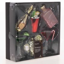 Article ProductNameDécorations de Noël à suspendre en plastique, cocktails et bouteilles, jusqu’à 14 cm, lot de 6/ProductName
ProductDescription<h2>Décorations cocktail à suspendre pour le sapin de Noël</h2>
<p>Ce lot comprend six décorations de Noël en plastique