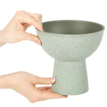 Article Coupe à plante en métal sur pied haut ronde 18cm vert clair