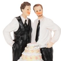 Article Figurine pour gâteau représentant un couple d'hommes avec un gâteau, 16,5 cm