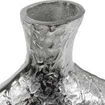 Article Vase décoratif en métal martelé argenté 24x8x27 cm