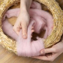 Article Laine de Feutrage Rose 2m pour Loisirs Créatifs et Décorations Florales