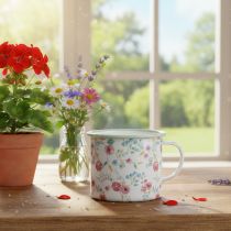 Article Petite tasse jardinière en métal émaillé avec motif floral