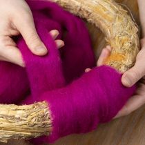 Article Fil en laine feutrée douce rose intense 2 m pour créations décoratives