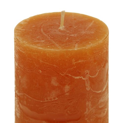 Article Bougies piliers orange foncé coloré dans la masse Sunset 50x100mm 4pcs