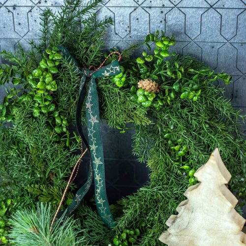 Article Couronne décorative grosses branches de conifères, cônes et buis vert 70cm