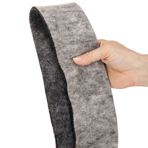 ProductNameBande de feutre 100 % laine pour pots, gris et noir, 7,5 cm x 5 m/ProductName
ProductDescription<h2>Bande de feutre en laine pour décorer les pots à la maison</h2>
<p>Cette bande de feutre est destinée à habiller et décorer des pots et d’autres | Floristik24.fr