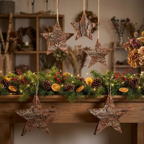 Étoiles décoratives à suspendre en écorce de pin - Lot de 4 - 15 cm | Floristik24.fr