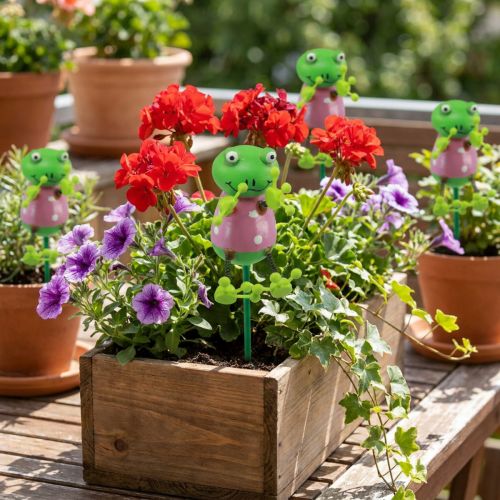 Piques décoratives grenouilles en bois et métal - Lot de 16 | Floristik24.fr