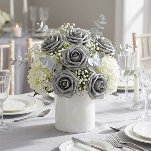 Roses en mousse grises Ø6 cm avec tige – Lot de 27 | Floristik24.fr