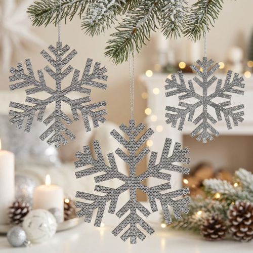 Flocons de neige argentés à suspendre en bois Ø8 cm à Ø12 cm - Lot de 9 | Floristik24.fr