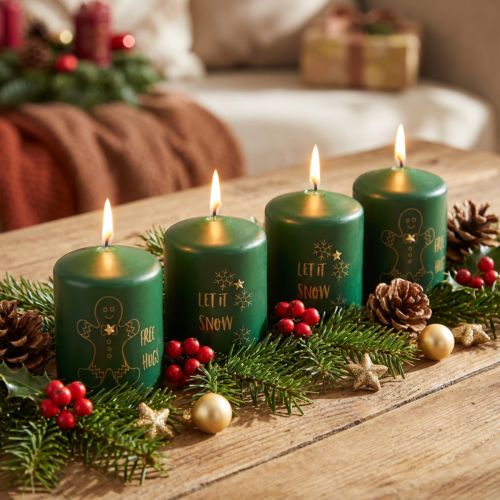 Bougies de Noël vertes Ø5cm H6cm – Lot de 4 avec motifs dorés | Floristik24.fr