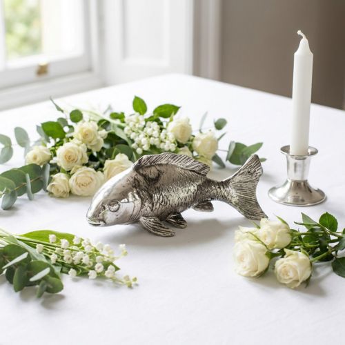 Poisson décoratif en métal argenté 14 cm | Floristik24.fr