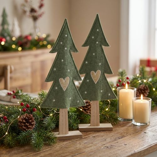 Article Sapins décoratifs en feutre vert avec cœur et étoiles - 52 cm - Lot de 2