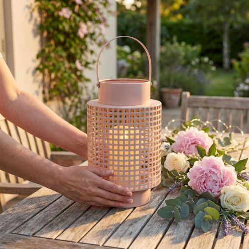 Lanterne décorative en métal rose saumon avec support en verre Ø18cm H29cm | Floristik24.fr