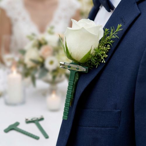 Clips de corsage vert et argent 2,6 x 5 cm - Lot de 50 | Floristik24.fr