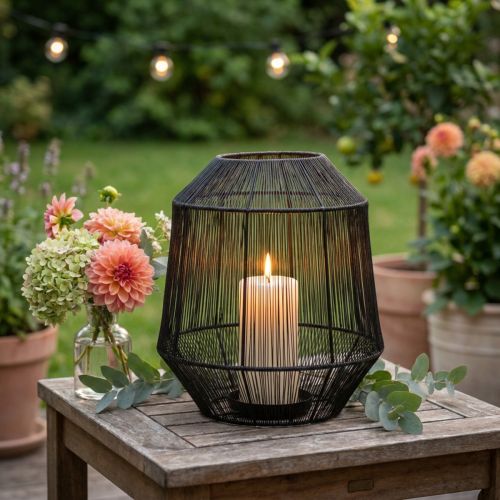 Bougeoir Noir en Métal Style Lanterne Filigrane Ø24cm H28cm | Floristik24.fr