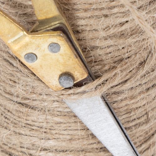 Article Bobine de laine avec ciseaux décoratifs Ø6,5 cm H15 cm (2 pièces) Style vintage