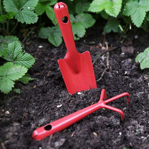 Griffe de jardin en acier rouge à 3 dents, 16 x 6 x 3 cm, pour ameublir la terre | Floristik24.fr