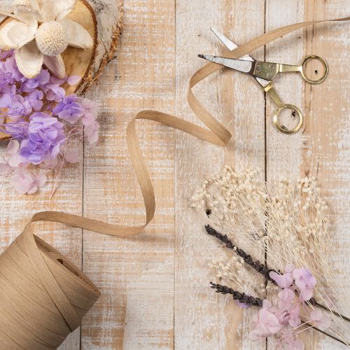 Ruban froncé en fibre naturelle beige 10 mm x 100 m | Floristik24.fr