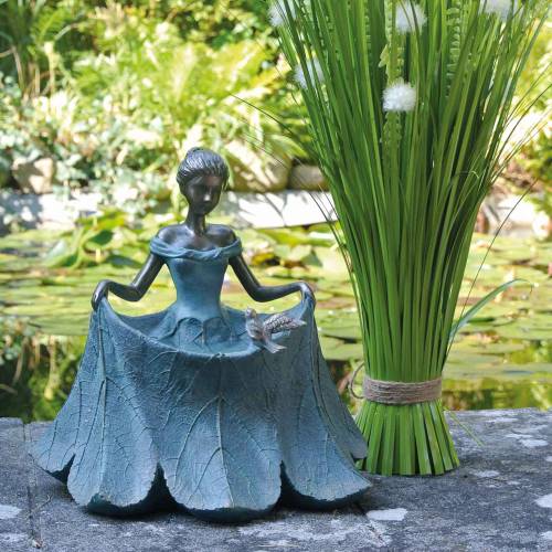 Article Figurine jardin bain d'oiseau fille en robe fleurie H33.5cm
