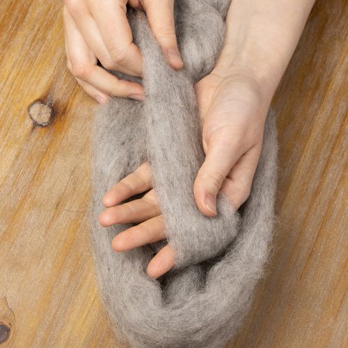 Article Cordon de laine décoratif gris naturel, 2 m, laine feutrée pour loisirs créatifs et art floral