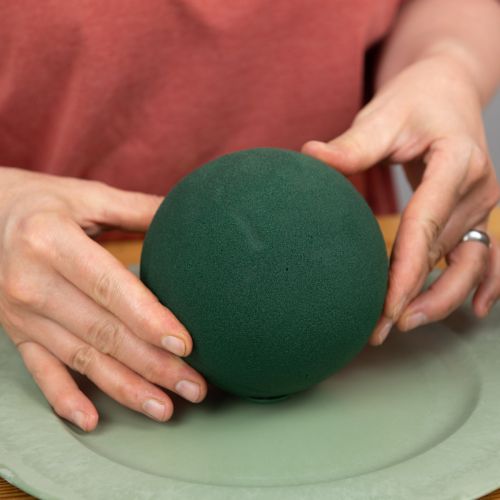 Article Boule en mousse florale petite verte Ø12cm 5 pcs