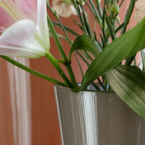 Article Vase « Fizzy » Ø16cm H27cm gris platine 1 pc