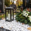 Galets décoratifs blancs en filet, 1 cm à 2,5 cm, 1 kg | Floristik24.fr