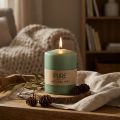 Bougie cylindre en cire naturelle verte émeraude PURE, Ø7 cm, 9 cm de hauteur | Floristik24.fr